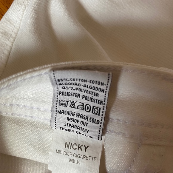 DL1961 Nicky Mid-Rise Skinny Denim - Picture 9 of 10